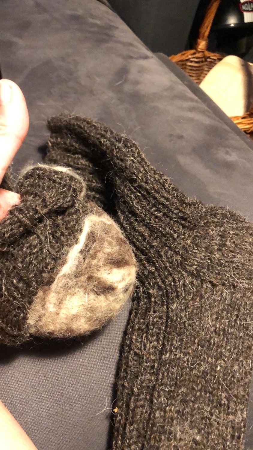 Gemütliche Strickatmosphäre - Traditionelle Handarbeit aus der Heimat