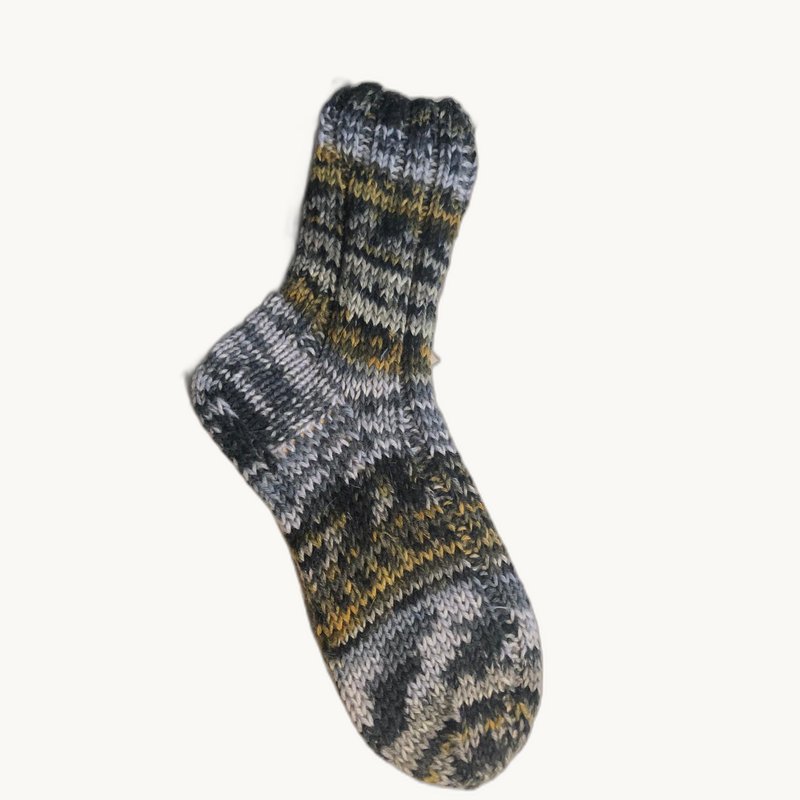 Handgestrickte Socken - natürlich und fair hergestellt