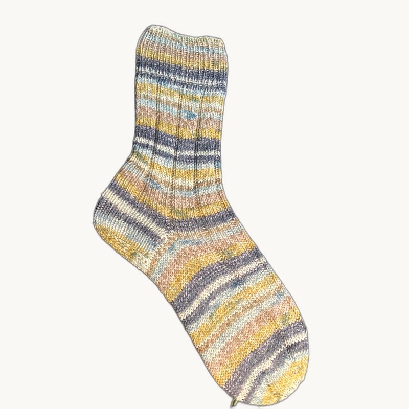 Kunstvolle Stricksocken Neukoelln - urbaner Berliner Stil